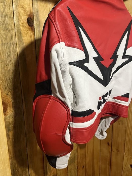 Шкіряна жіноча  мотокуртка IXS