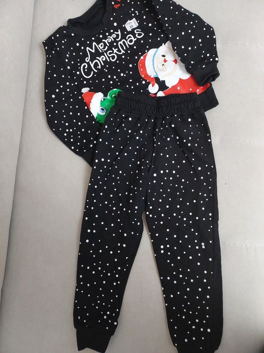 Теплий новорічний костюм