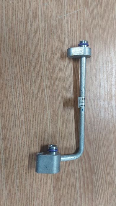 Porsche taycan,audi etron gt трубка кондиціонера 9J1820743