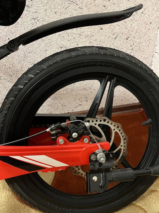 Велосипед на дисках ,детский делосипед,детский велосипед четырёхколесн