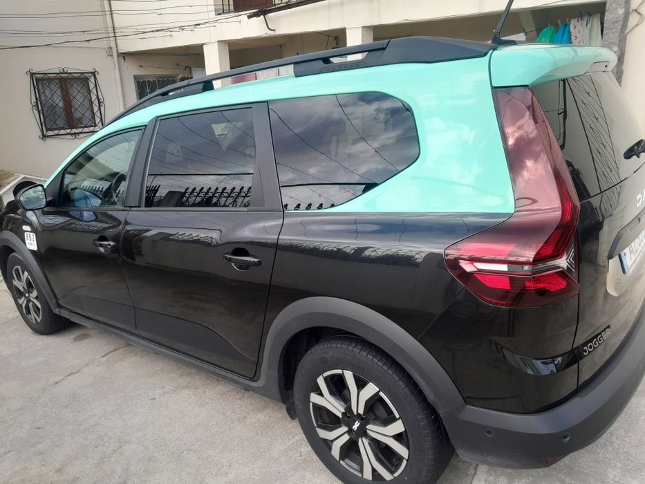 Cedo  licença no Porto com ou sem carro