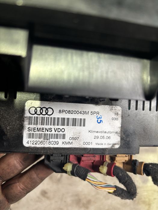 Panel klimatyzacji nawiewu klimatronik Audi a3 8p