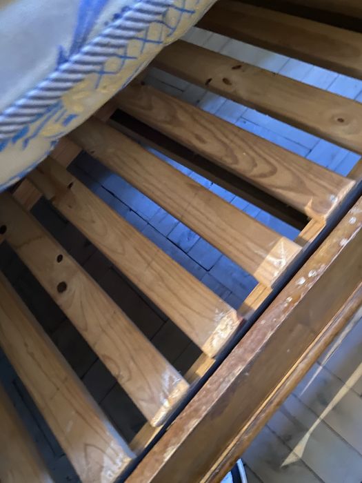 Cama de casal.