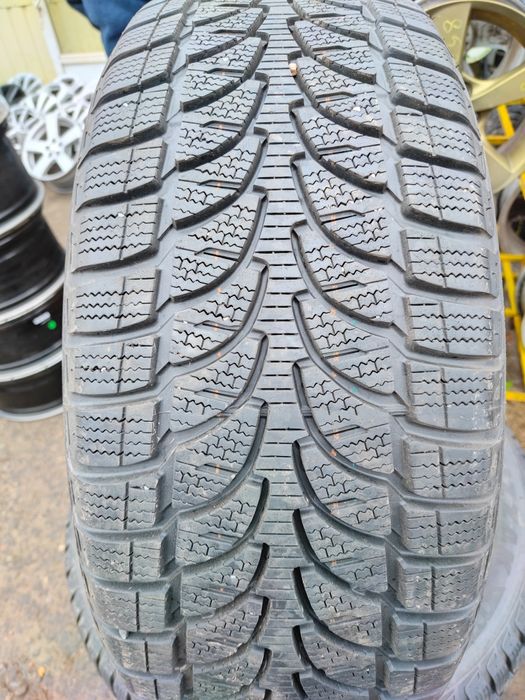 Шины 235/55/18 Bridgestone Blizzak Lm-80 evo