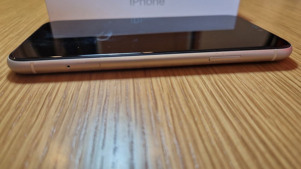 Iphone 11 64gb branco