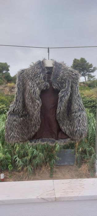 Vende-se casado de pelo