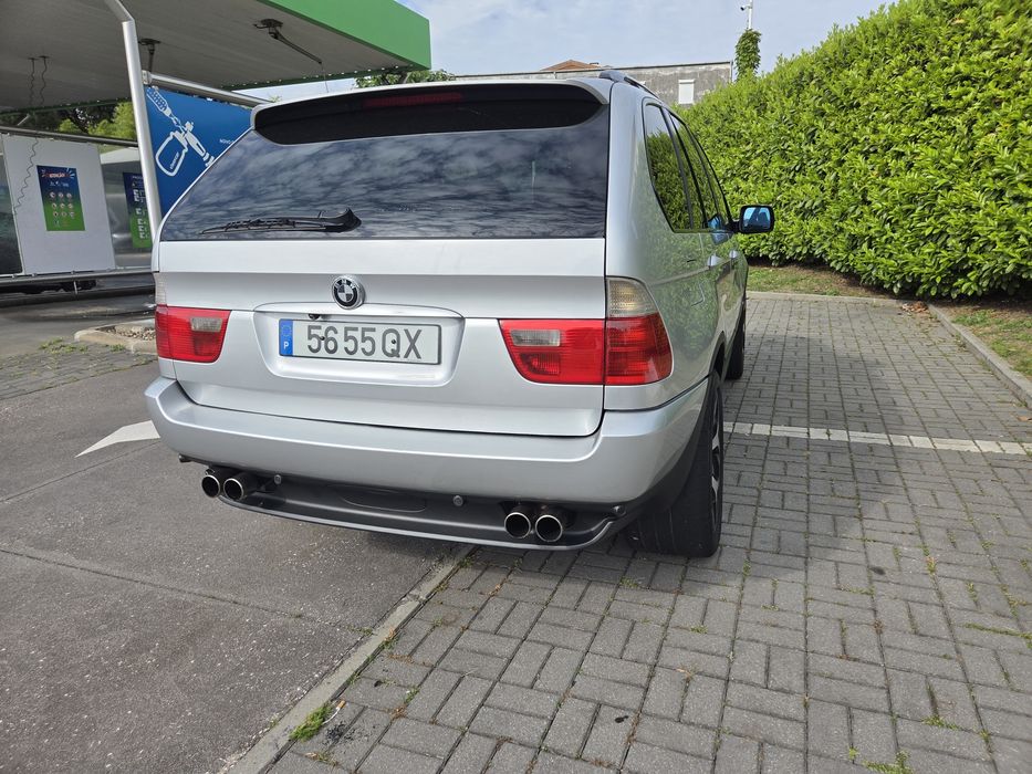Bmw x5 30I  gasolina troco por carro  2 lugares a gasolina