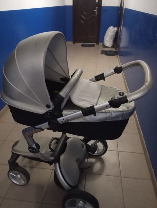 Продаю коляску 2 в 1 Mima Xari