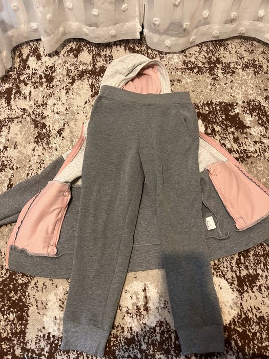 Костюм весна на дівчинку