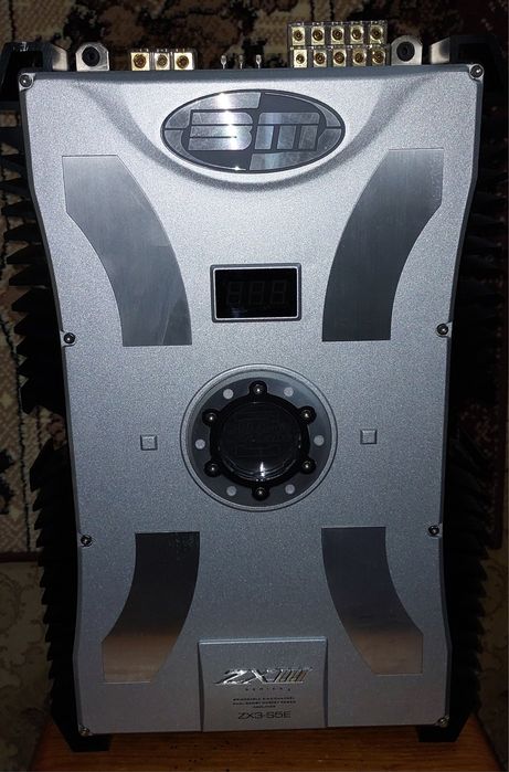 Продам профессиональный 5 кан усилитель Boschmann ZXlll-S5E 3.300вт