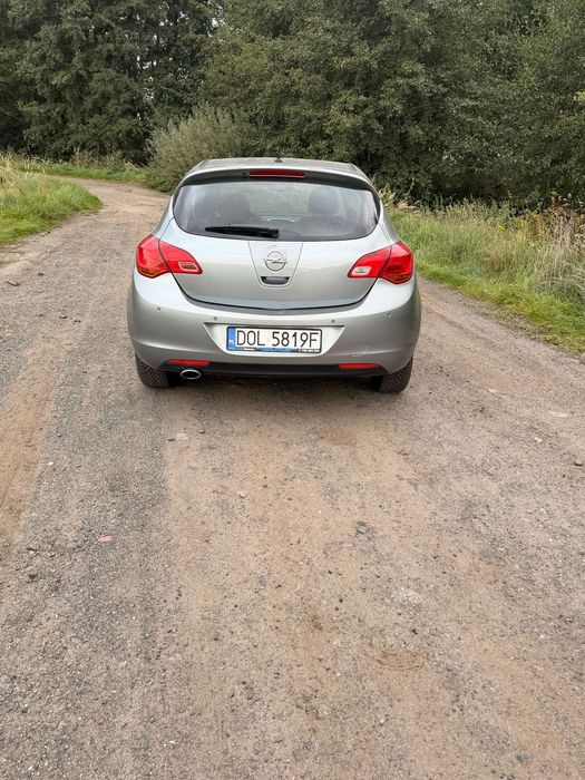 Opel Astra GWARANCJA PRZEBIEGU Poszanowany Zadbany Ważne Opłaty