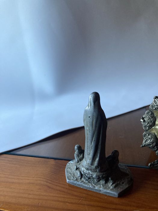 Pecas religiosas em estanho