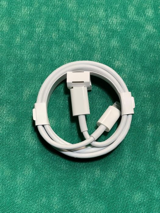 Продам кабель от Айфона оригінал