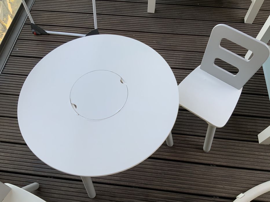 Stolik drewniany dziecięcy + 2 krzesełka Kidkraft