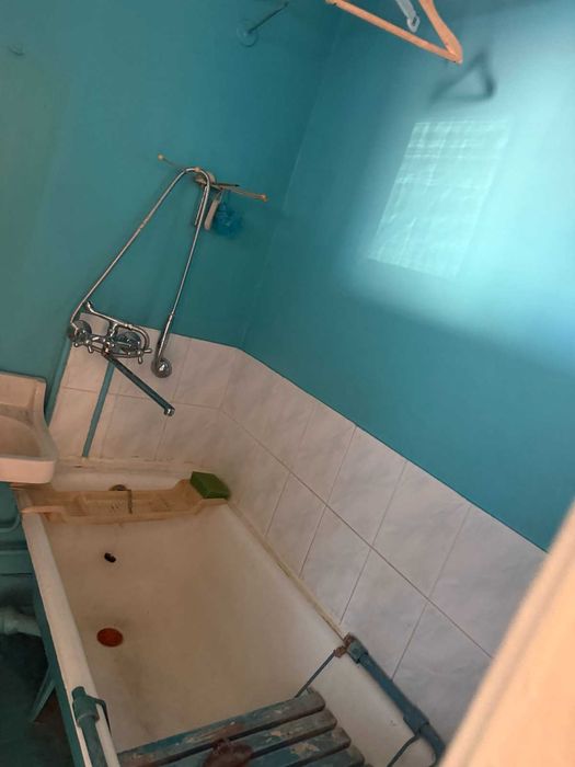 Продам 3к. квартиру бiля Цирку, вул. Дмитрiвська,2