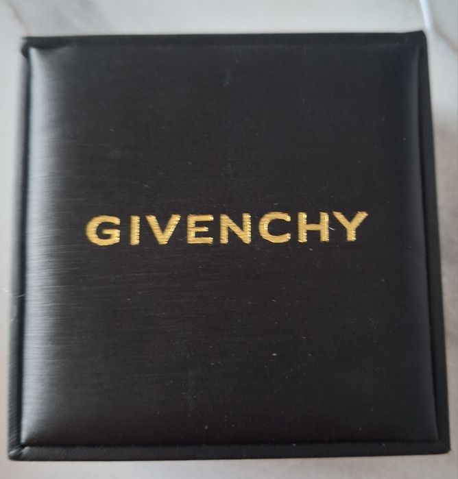 Bransoletka Givenchy