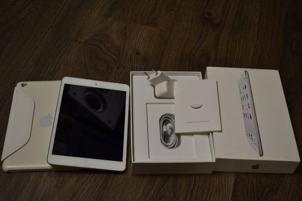 iPad mini Wi-Fi + Cellular 4G