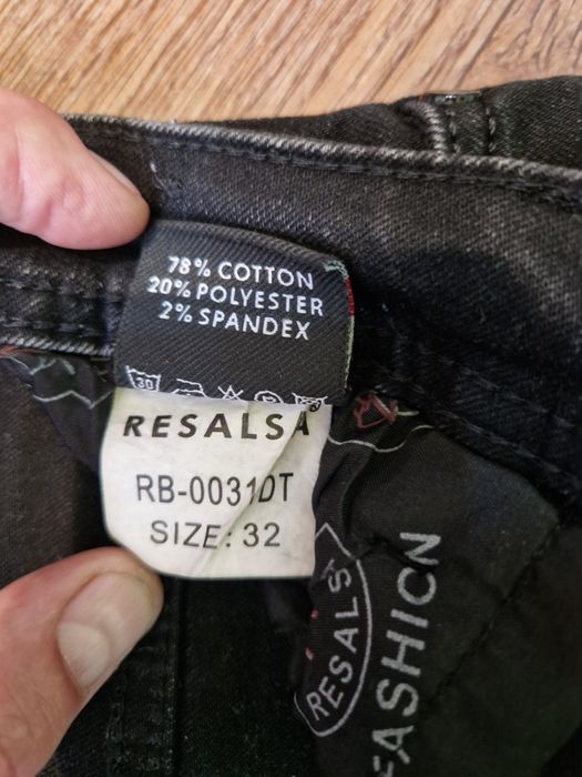 Мужские шорты черные