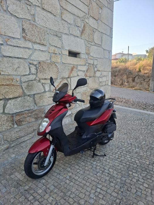 Scoter sym orbit 125 apenas 13.000km