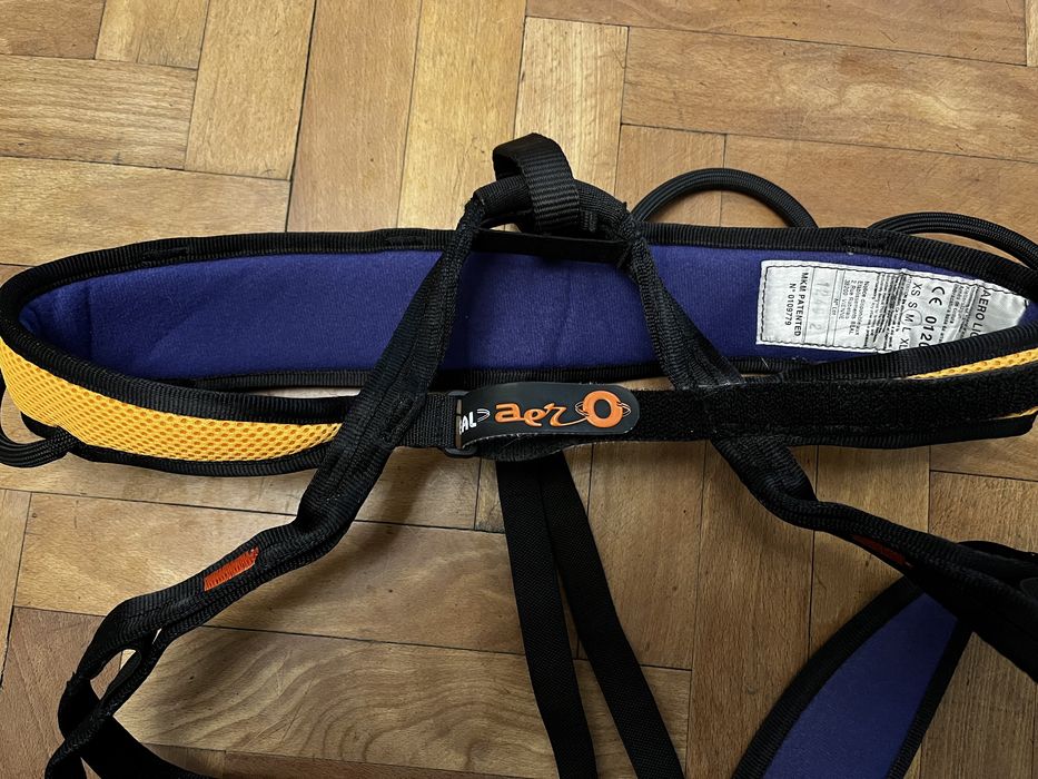 Uprząż wspinaczkowa Beal Areo Light