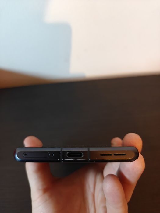 Oneplus 12R 256GB 16GB + 3 etui