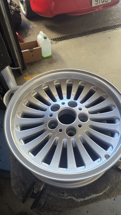 Jantes r16 5x120 7j et20 bmw style 33