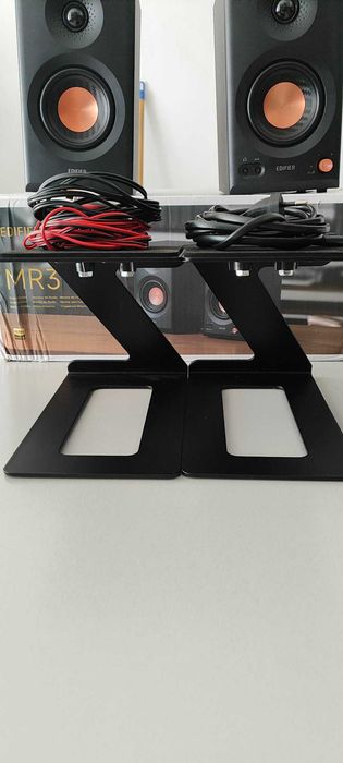 Monitory studyjne Edifier MR 3 + stojaki