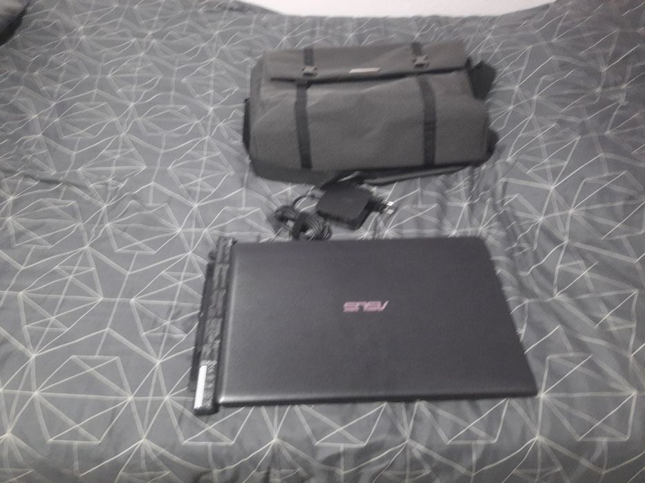 Portátil Asus X552ldv