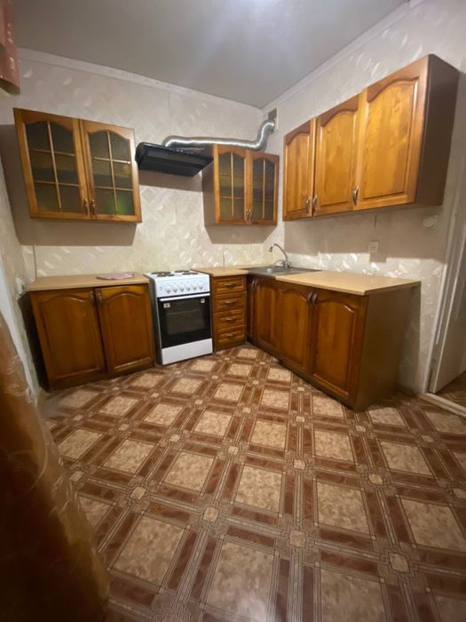 Продам 2-кімн. Позняки вул. Вулиця Олександра Мишуги, 11