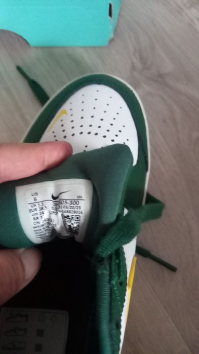 Buty Nike r. 38.5