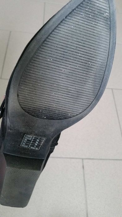 Buty damskie FOREVER 21 (rozmiar 38)