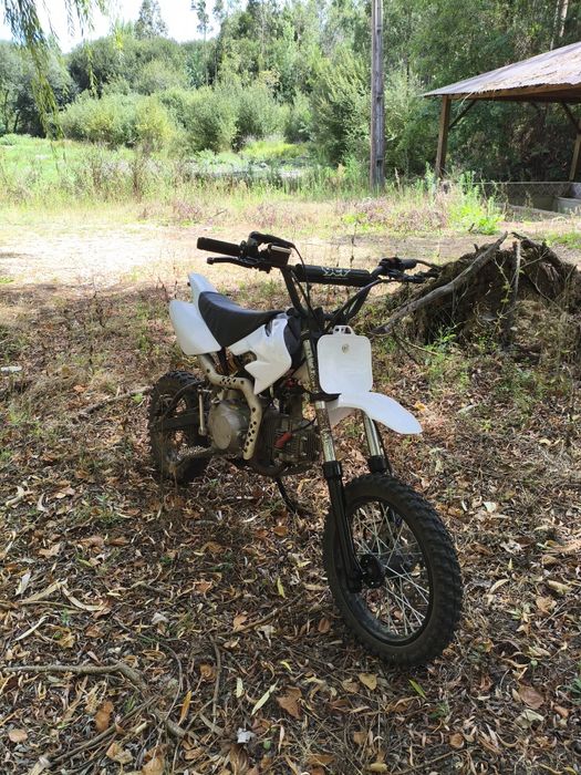Pit Bike YCF 125cc – Como Nova (Muito Material Novo!)