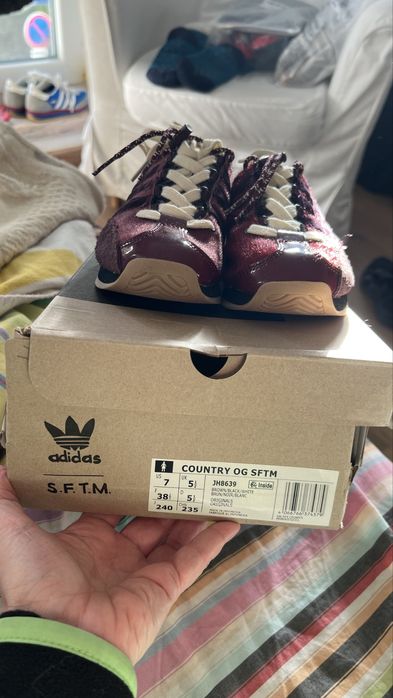 Adidas music bordeaux