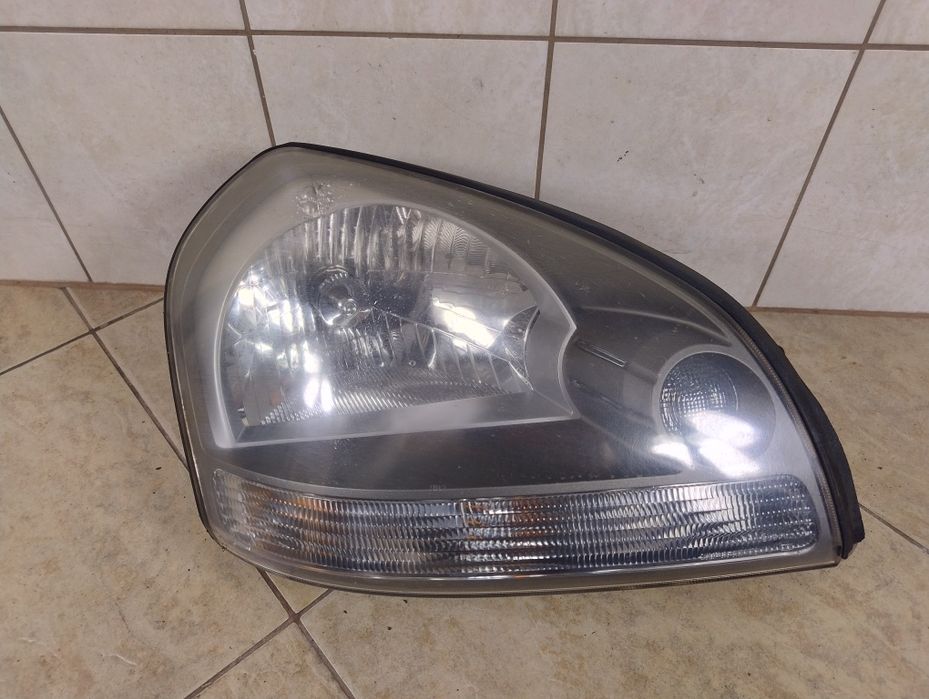 Hyundai Tucson 1 lampa reflektor prawy przód Europa oryg  wysyłka OLX