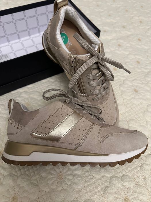 Продам нові кросівки GEOX