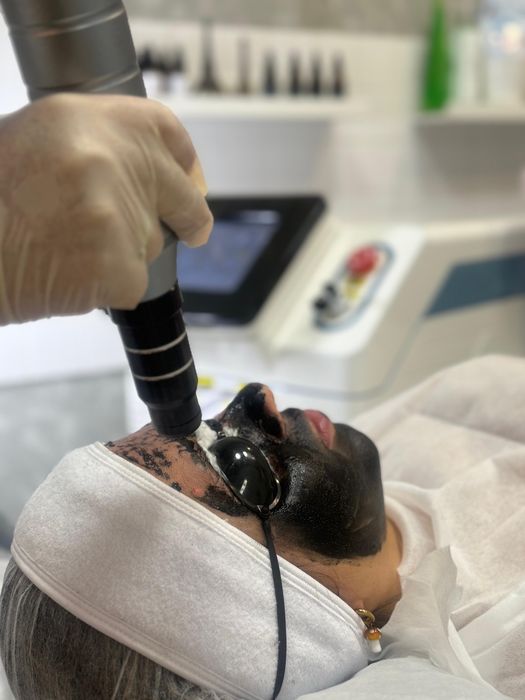 ESTETICISTA manicure