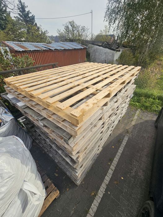 Duże Palety wymiar 305x205cm 11 szt