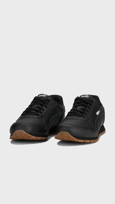 Магазин взуття Поділ.  Шкіряні кросівки Puma ST Runner Full 38-38, 42-45