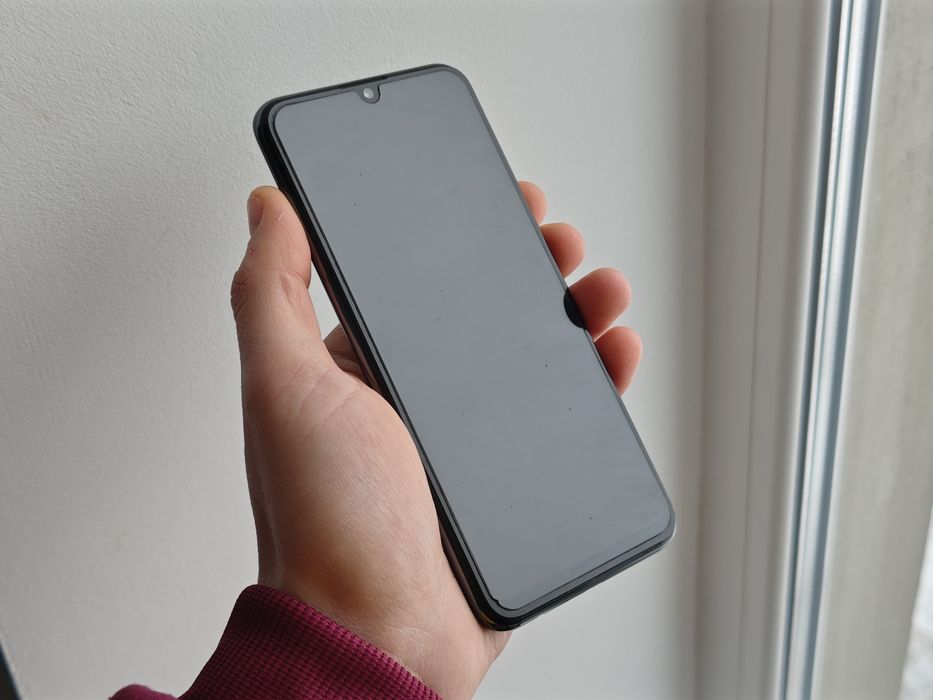 Смартфон Huawei Honor 20i - 2sim 6/64gb 6.21FHD+  Ціну знижено!