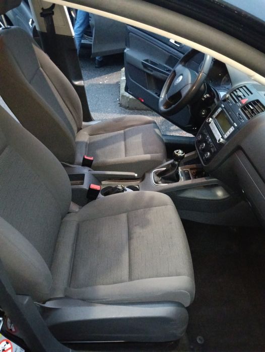 Volkswagen Golf 5 продам
