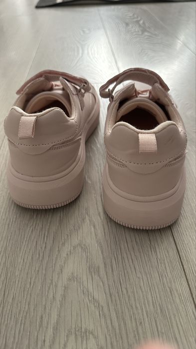 Buty reserved rozmiar 36 dziewczęce