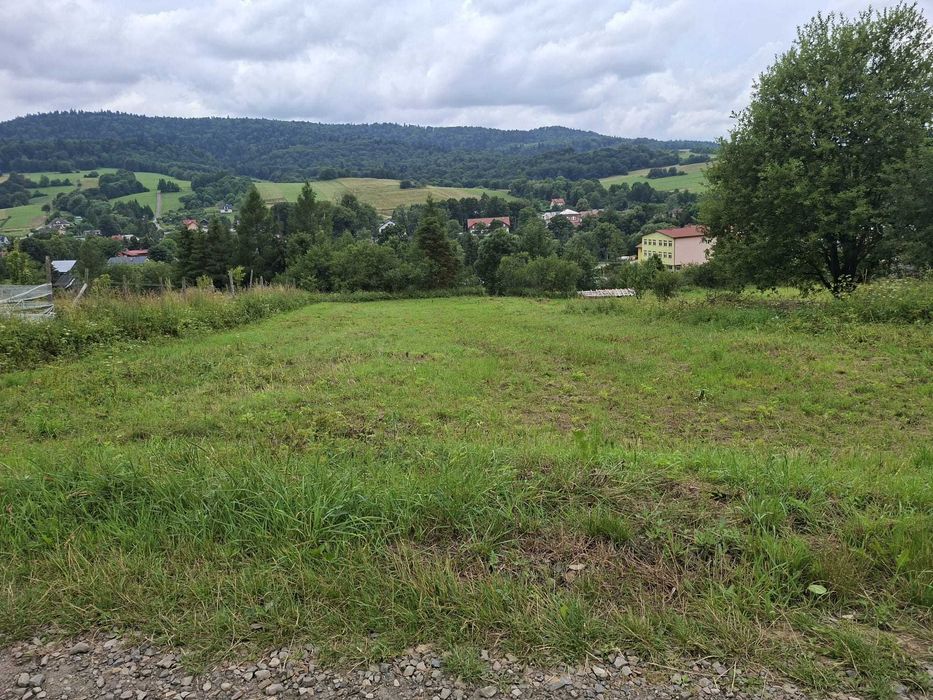 Atrakcyjna Działka 1706 m² z warunkami zabudowy, Bieszczady (Baligród)