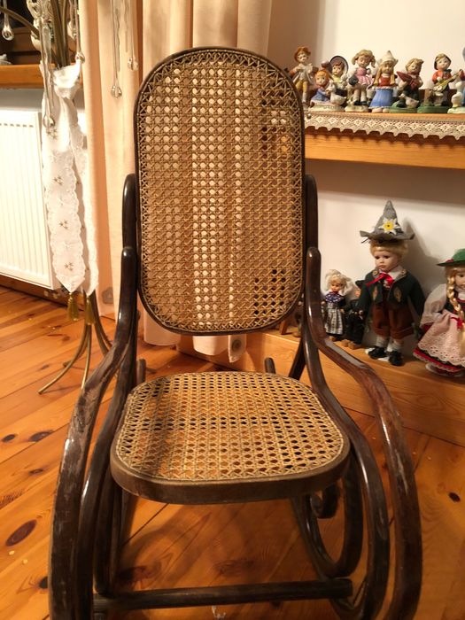 Fotel bujany dziecięcy