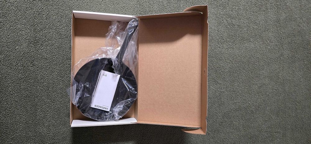 Сковорода ІКЕА VARDAGEN із вуглецевої сталі Дизайнерська