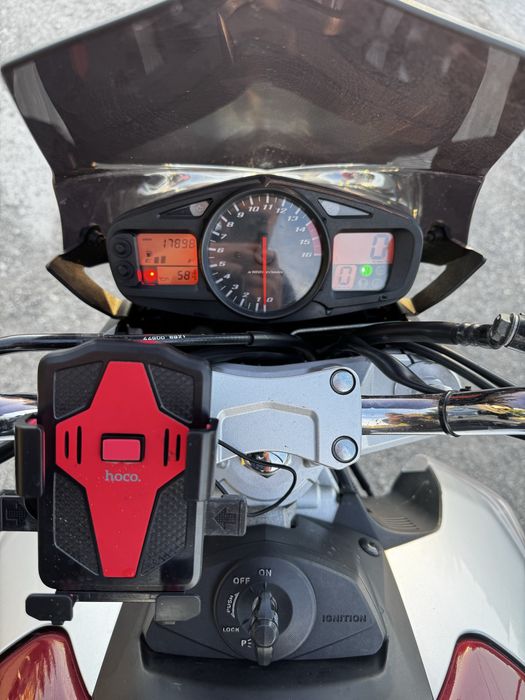 suzuki gsr 600,свіжопригнаний!