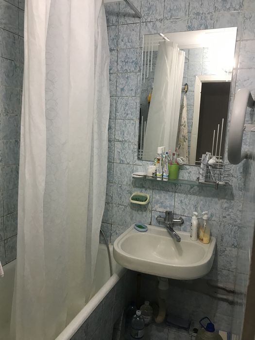 Здам кімнату метро Вокзальна для дівчини.