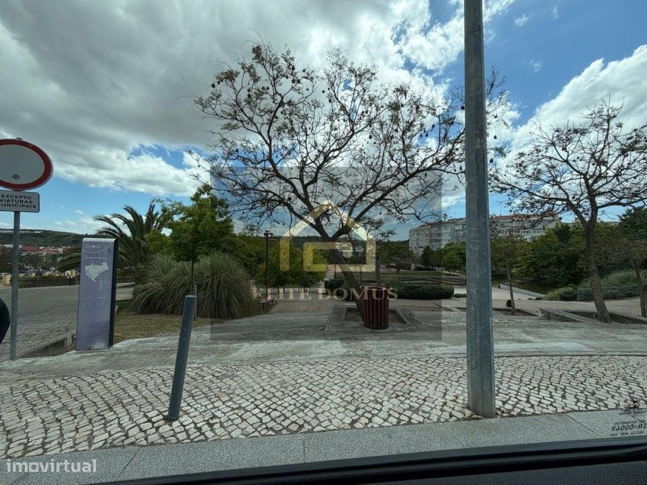 T2 + 1 Totalmente Remodelado, Odivelas!