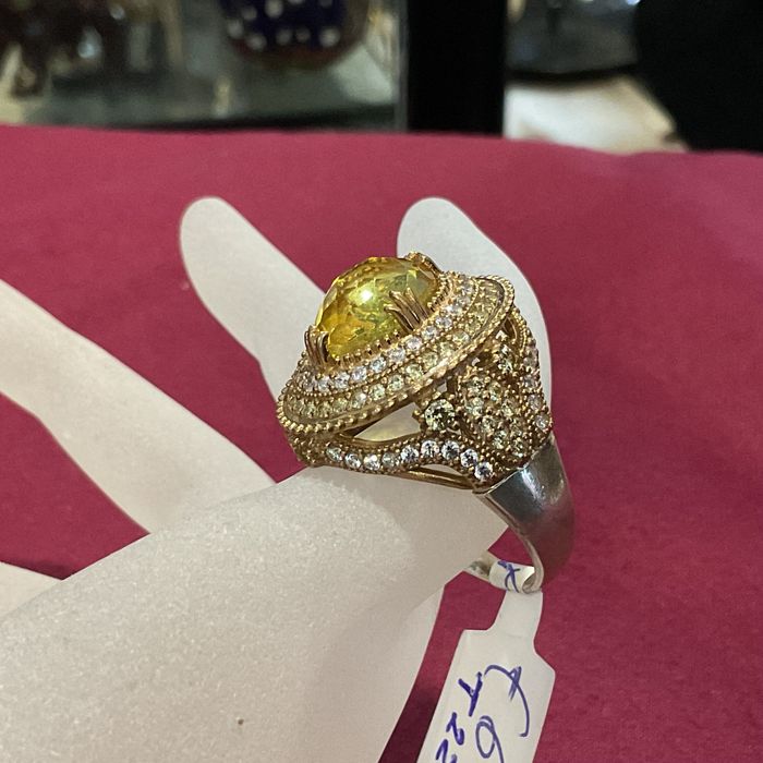 Anel em prata 925 banho de ouro medida 22 mm.      Anúncios abaixo