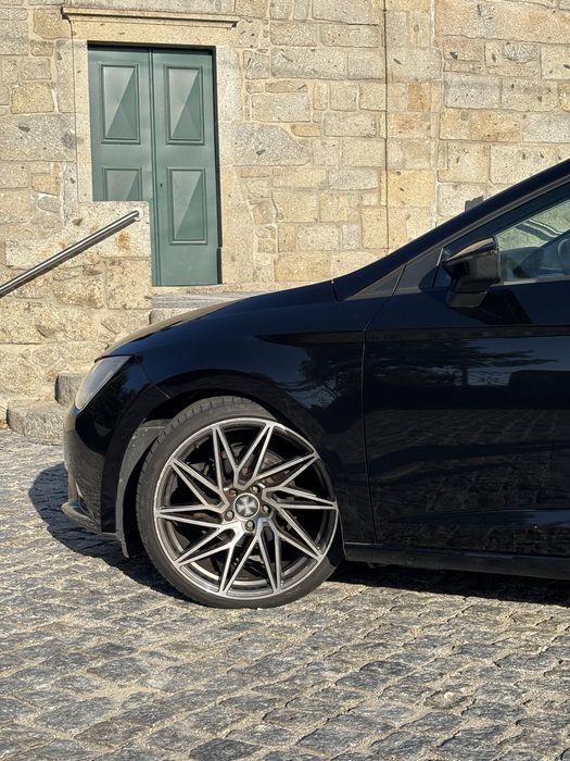 Seat Leon 1.6TDI de 2014  - Aceitamos retomas foto 2