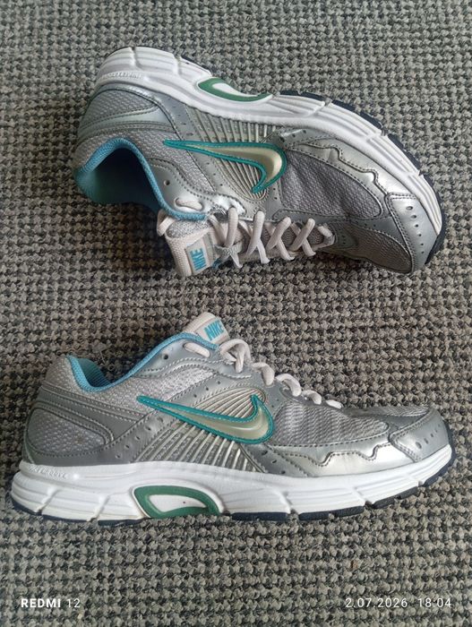 Buty damskie do biegania Nike Dart 7 r. 40,5